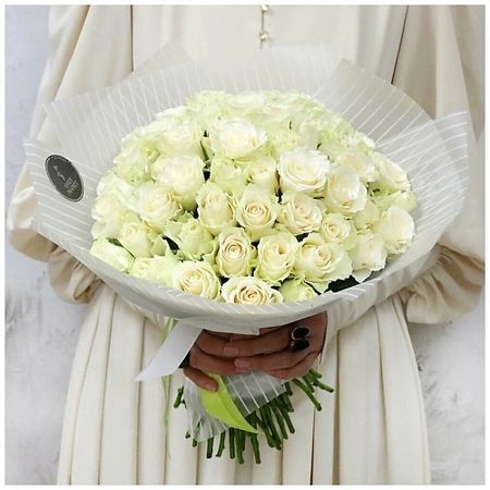 Букет живых цветов БУКЕТ МАРКЕТ ДАРИТЕ С УДОВОЛЬСТВИЕМ Букет из 51 розы - Зефир Кения 40 см.