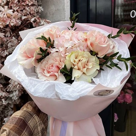 Букет живых цветов DARI ЦВЕТЫ Букет из французских роз и гортензии