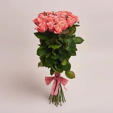 Букет живых цветов AZALIANOW ЦВЕТЫ. ПОДАРКИ. ДЕКОР Букет 25 коралловых роз 50 см, Россия геннадий андреевич зюганов россия под прицелом глобализма