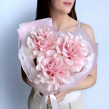 Букет живых цветов VIBE СТУДИЯ ЦВЕТОВ И ПОДАРКОВ Милый букет комплимент розовые французские розы