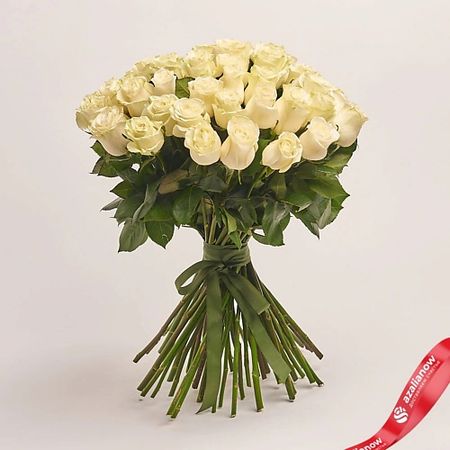 Букет живых цветов AZALIANOW ЦВЕТЫ. ПОДАРКИ. ДЕКОР Букет из 51 белой розы 40 см