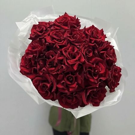Букет живых цветов ДАРИ ЦВЕТЫ Букет из 17 французских бордовых роз