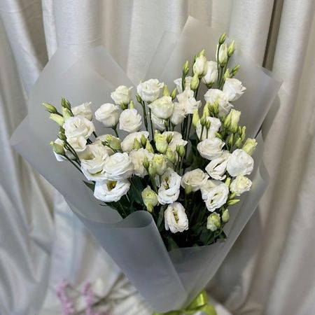 Букет живых цветов ДАРИ ЦВЕТЫ Букет из белой эустомы