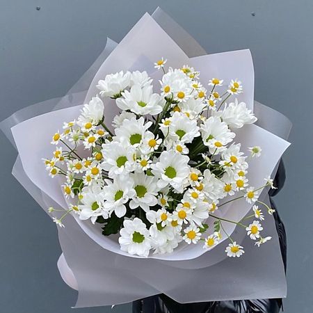 Букет живых цветов ДАРИ ЦВЕТЫ Букет с хризантемами и ромашками