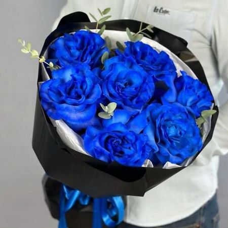 Букет живых цветов ДАРИ ЦВЕТЫ Букет из 7 синих роз