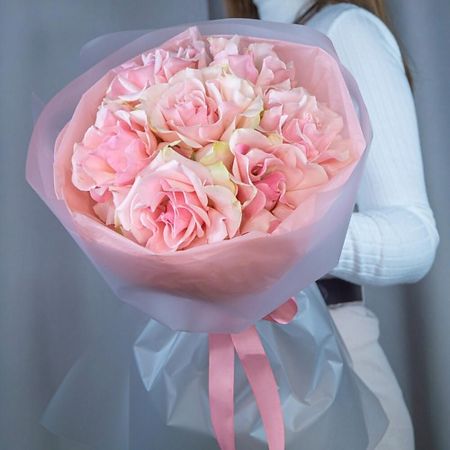 Букет живых цветов ДАРИ ЦВЕТЫ Французские розы пышный букет