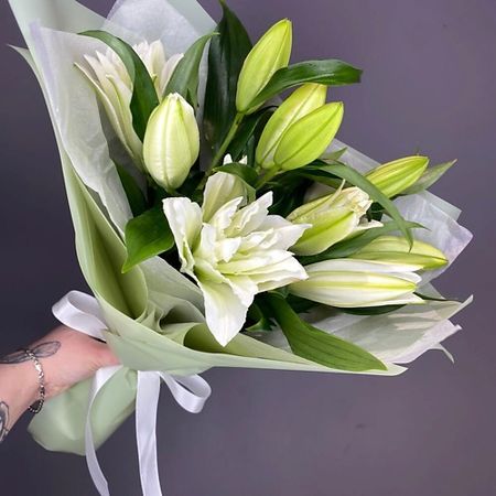 Букет живых цветов ДАРИ ЦВЕТЫ Букет из пионовидных лилий