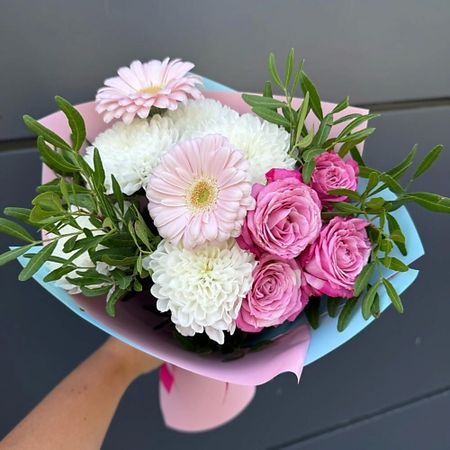 Букет живых цветов ДАРИ ЦВЕТЫ Букет мини с герберами