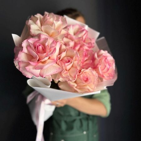 Букет живых цветов ДАРИ ЦВЕТЫ Букет моно «Купи розы»/7 французские розы/Цветы Уфы/Доставка Уфа