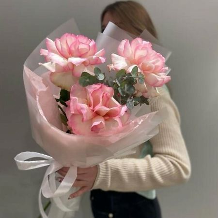 Букет живых цветов ДАРИ ЦВЕТЫ Розы французские в букете