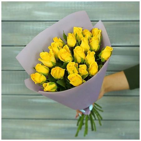Букет живых цветов БУКЕТ МАРКЕТ ДАРИТЕ С УДОВОЛЬСТВИЕМ Букет из 21 желтой розы Кения 40 см