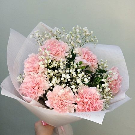 Букет живых цветов С ЛЮБОВЬЮ, РОЗА Букет с диантусами