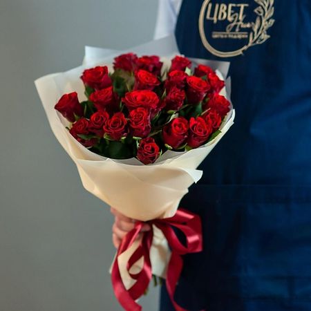 Букет живых цветов ЦВЕТНИК ЦВЕТЫ И ПОДАРКИ 25 красных кенийских роз