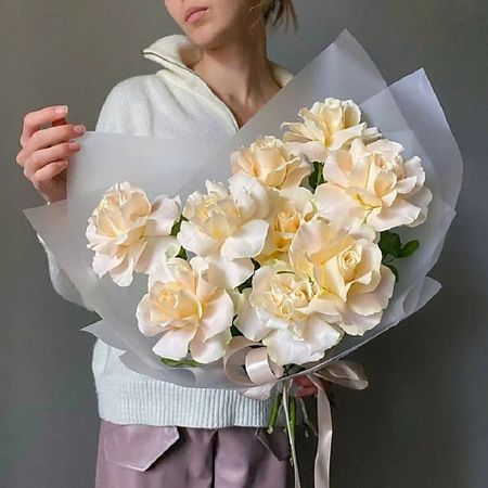 Букет живых цветов VERESK Нежный букет с французскими розами M