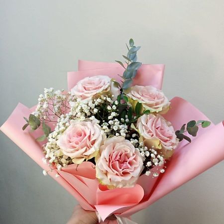 Букет живых цветов С ЛЮБОВЬЮ, РОЗА Букет розовое облако