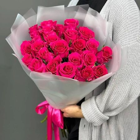 Букет живых цветов 4 СЕЗОНА Монобукет из 25 ярко-розовых роз
