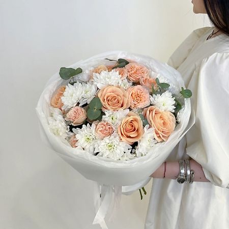 Букет живых цветов ELEVEN FLOWERS Пышный букет с пионовидными розами