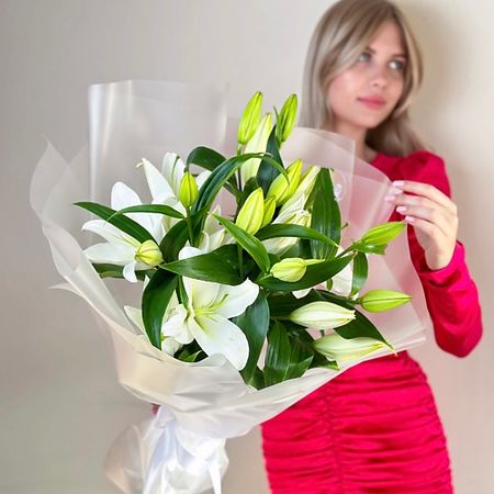 Букет живых цветов FLORENS Букет белых лилий анна князева орден белых лилий
