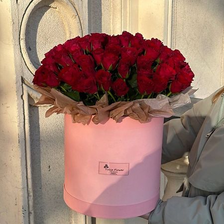 Букет живых цветов YULIA FLOWER Композиция из 101 красной розы кения