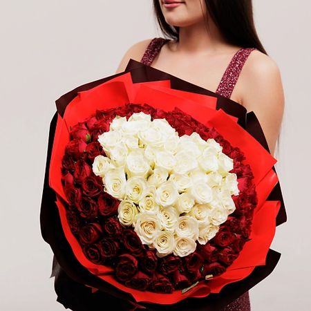 Букет живых цветов БУКЕТНАЯ ЛАВКА Сердце из кенийских роз марко д амико сердце мрака