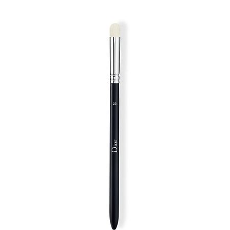 Кисть для глаз DIOR Кисть для теней 23 (большая) Backstage Eyeshadow Brush