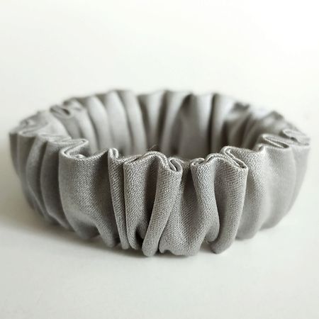 Резинка для волос DODOLA Резинка для волос из 100% натурального итальянского шёлка премиум