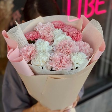 Букет живых цветов KIWIGIFTS Букет цветов живые Диантусы