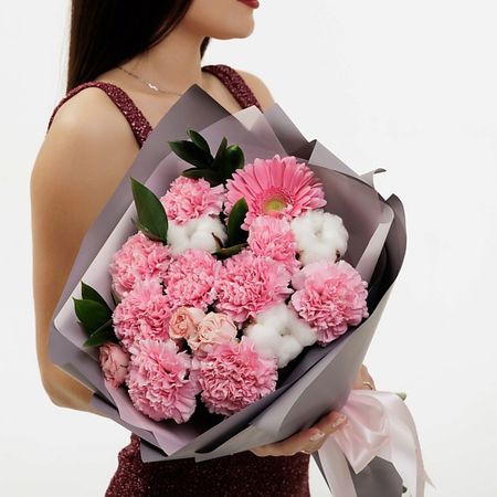 Букет живых цветов БУКЕТНАЯ ЛАВКА Сборный букет в розовых тонах