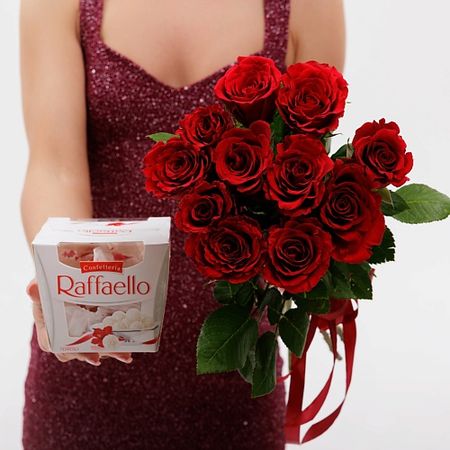 Букет живых цветов БУКЕТНАЯ ЛАВКА 11 роз и раффаэлло курису хиёко лавка сладостей на сумеречной аллее