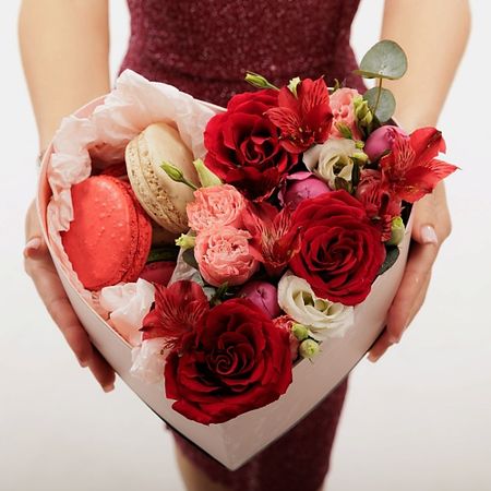 Букет живых цветов БУКЕТНАЯ ЛАВКА Гармония сердец максим денисов гармония