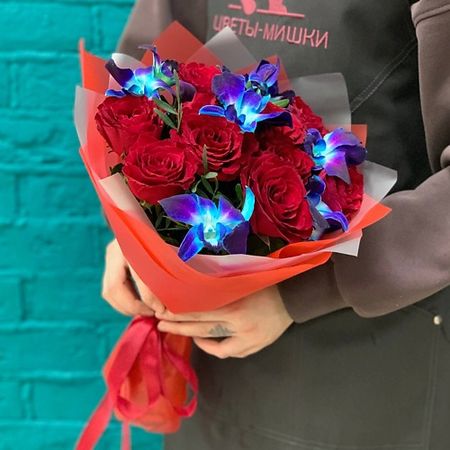 Букет живых цветов ЦВЕТЫ МИШКИ Букеты из розы и орхидеи