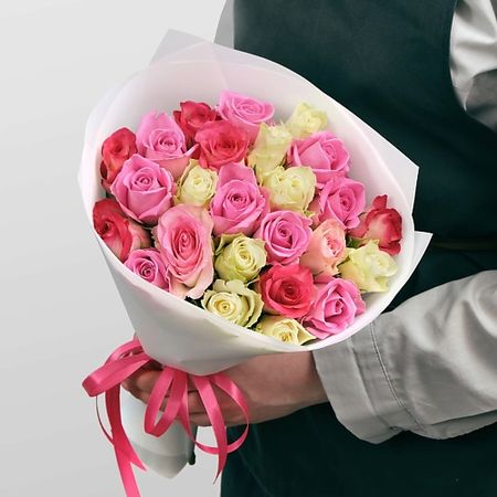 Букет живых цветов STUDIO FLORISTIC Букет из кенийских Роз 25 шт 40 см «Лилибет»