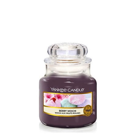 Свеча ароматическая YANKEE CANDLE Ароматическая свеча Berry Mochi