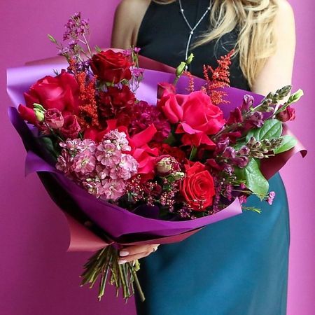 Букет живых цветов BOTANICA СТУДИЯ ФЛОРИСТИКИ МАЛИНОВЫЙ ДЖЕМ