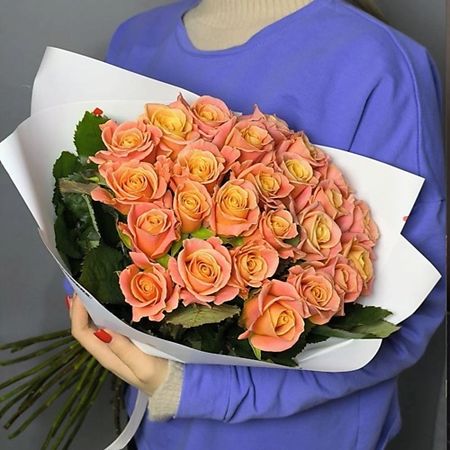 Букет живых цветов GLOW FLOWERS Монобукет из 25 роз