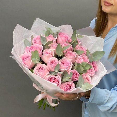 Букет живых цветов ART FLORA Букет из розовых роз и эвкалипта 27