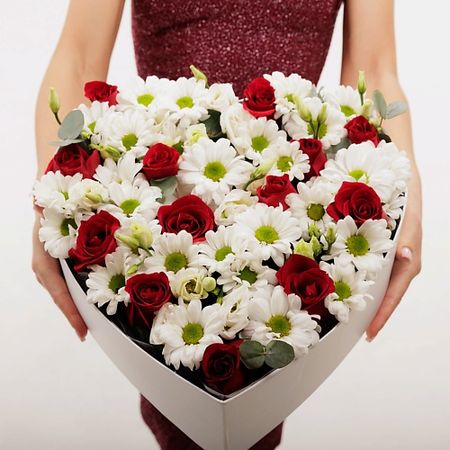 Букет живых цветов БУКЕТНАЯ ЛАВКА Сердечный аккорд