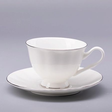 Набор посуды ИМПЕРАТОРСКИЙ ФАРФОРОВЫЙ ЗАВОД Чашка с блюдцем 
