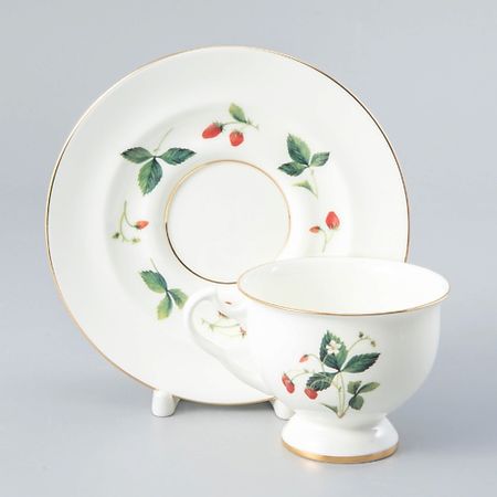 Набор посуды ИМПЕРАТОРСКИЙ ФАРФОРОВЫЙ ЗАВОД Чашка с блюдцем чайная 