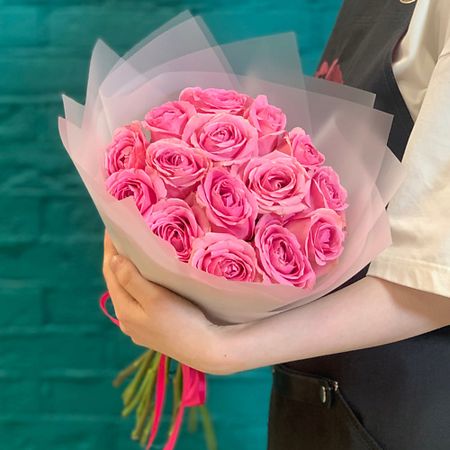 Букет живых цветов ЦВЕТЫ МИШКИ Букет из 15 розовых роз