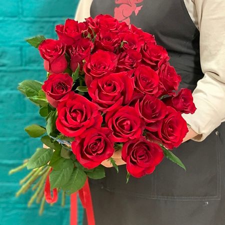 Букет живых цветов ЦВЕТЫ МИШКИ Букет из 21 розы