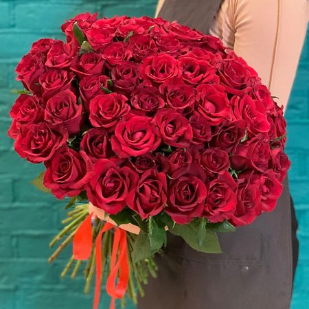 Букет живых цветов ЦВЕТЫ МИШКИ Букет из 51 красной розы