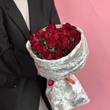 Букет живых цветов ШОПЕН Розы в мехах