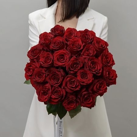 Букет живых цветов ROSA DI LUNA 25 эквадорская Роза эксплорер