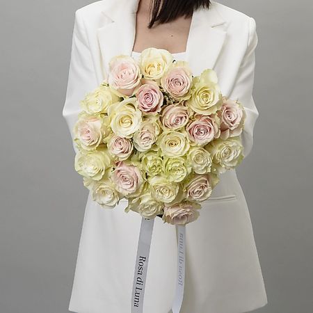 Букет живых цветов ROSA DI LUNA 25 эквадорских роз микс мондиаль-пинк мондиаль