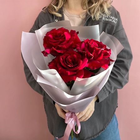 Букет живых цветов CVETAEVA TOMSK.RU Букет из 3 французских роз 