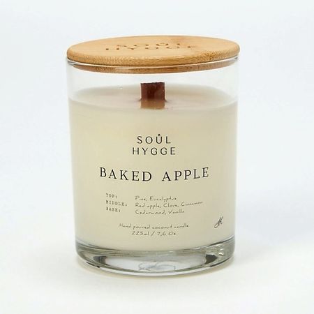 Свеча ароматическая SOUL HYGGE Ароматическая свеча BAKED APPLE с деревянным фитилем