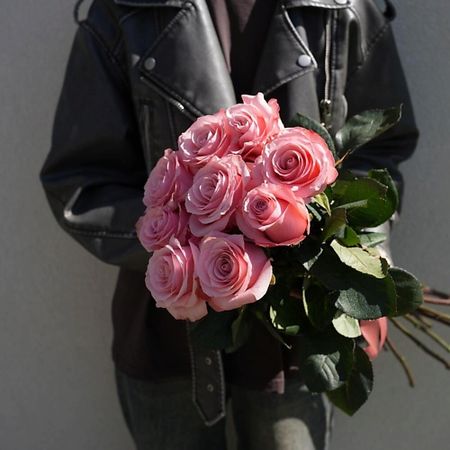 Букет живых цветов МАСТЕРСКАЯ КОРОЛЕВЫ ЛУИЗЫ Букет из роз, 9 шт